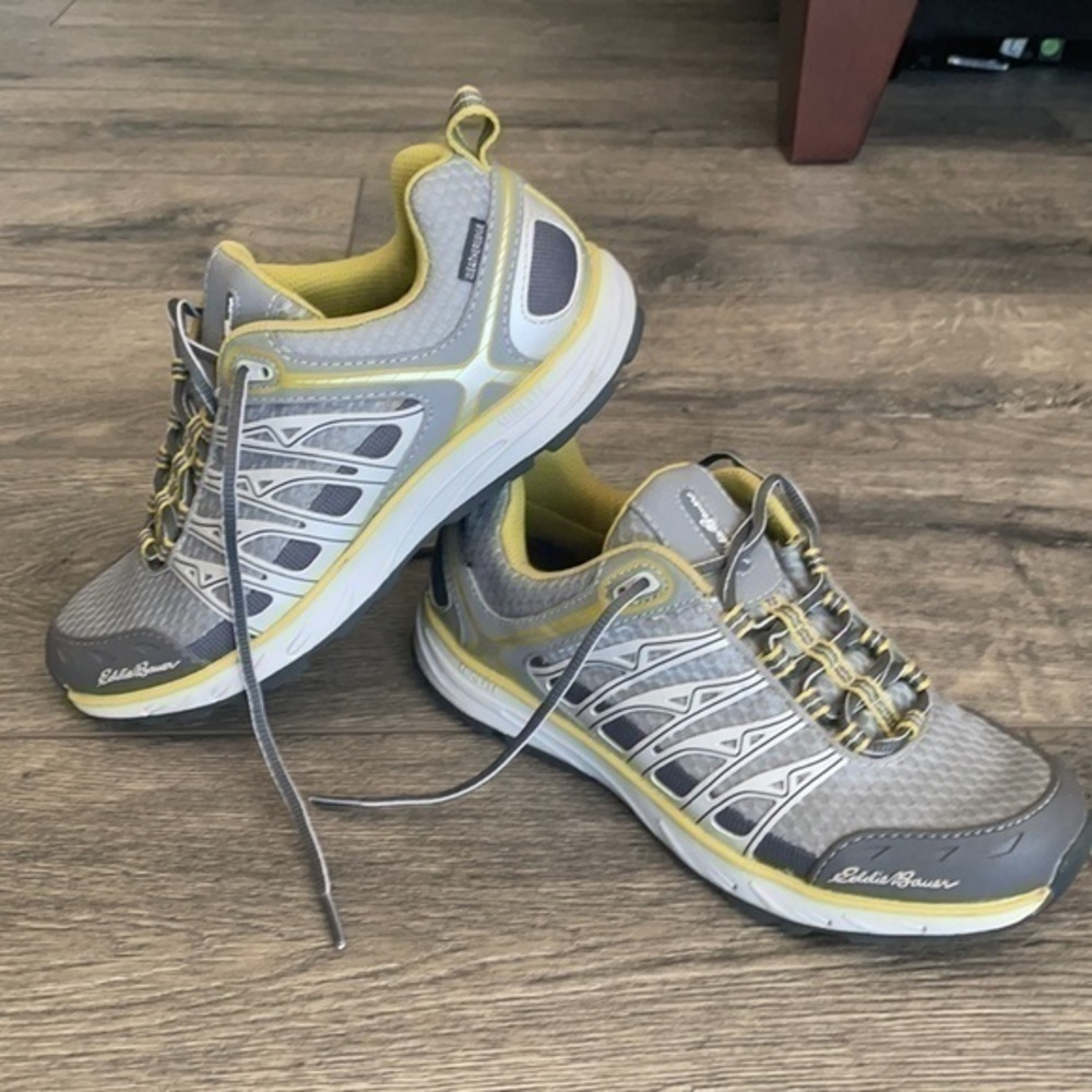 Eddie Bauer shoes size 6.5 tennis shoes gray almost new - Picture 4 of 9